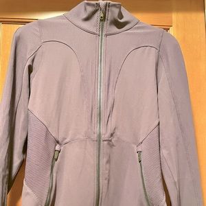 NWT Lululemon Movement to Movement Jacket- Size 8